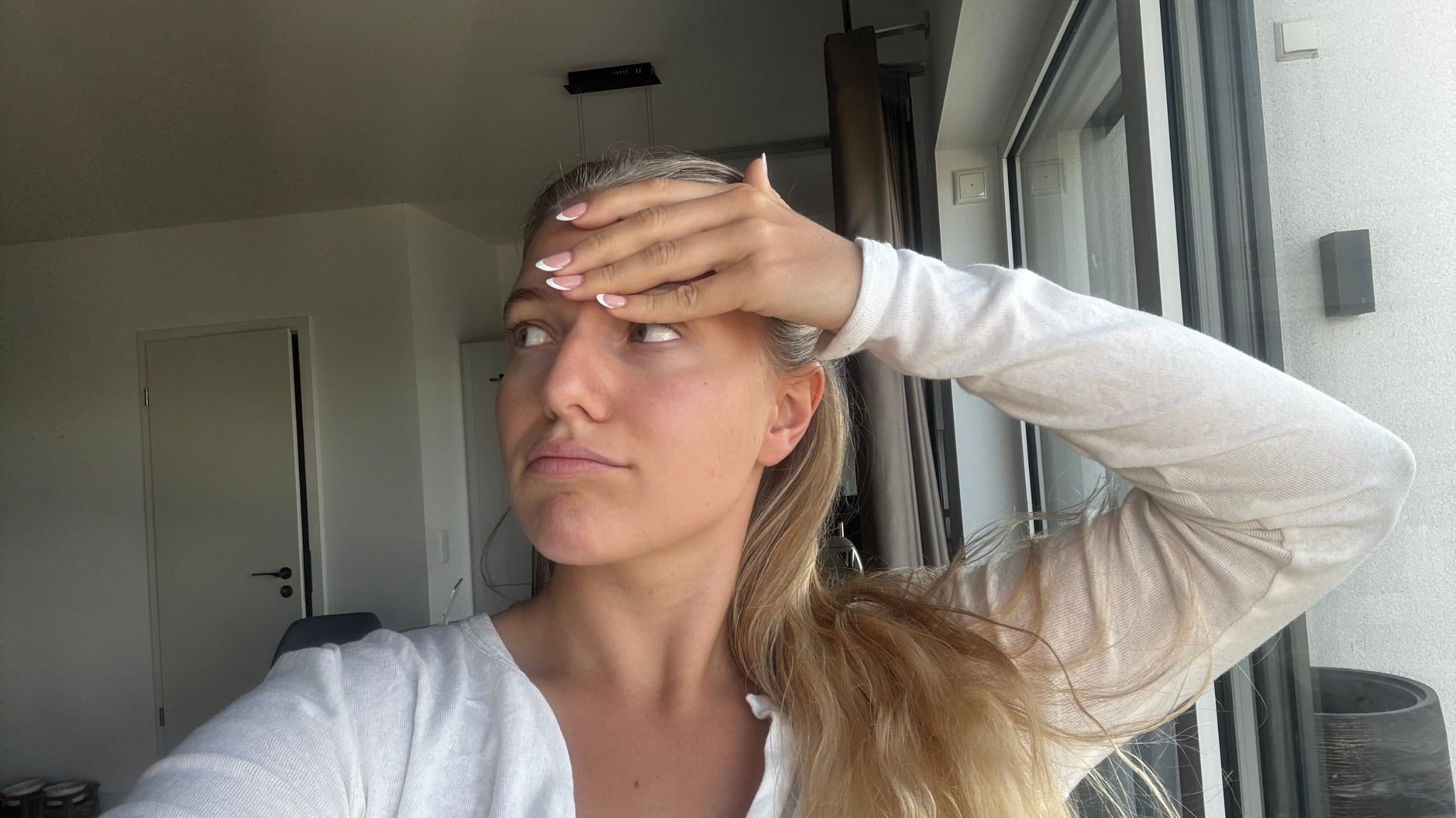 Porträt von Jill in ihrer Wohnung